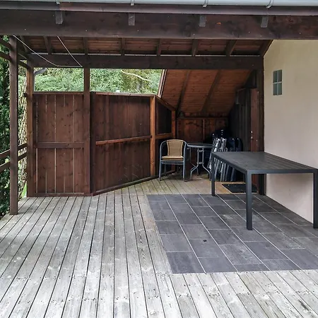 Four-bedroom Holiday In * הלס