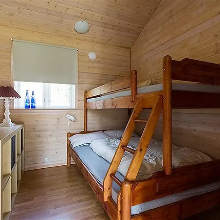 בית נופש Four-bedroom Holiday In *