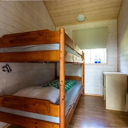Four-bedroom Holiday In * הלס